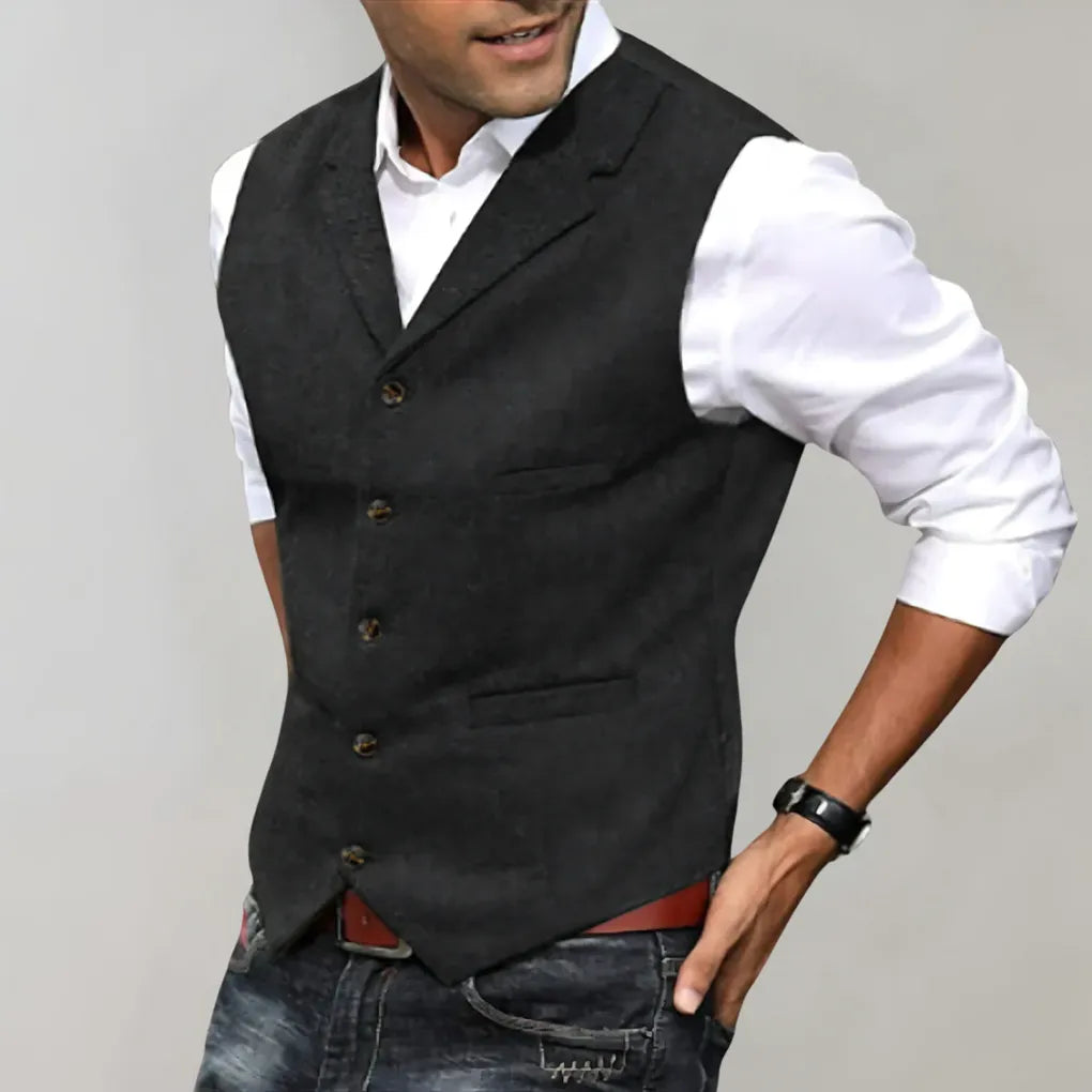 Men’s Elegant Suit Vest – Refined Layer for Formal Looks