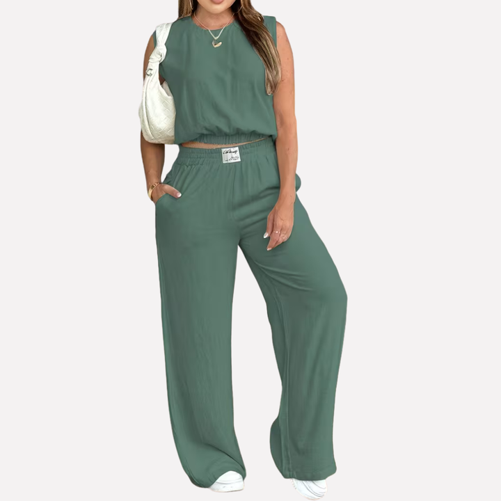 Women’s Two-Piece Everyday Outfit
