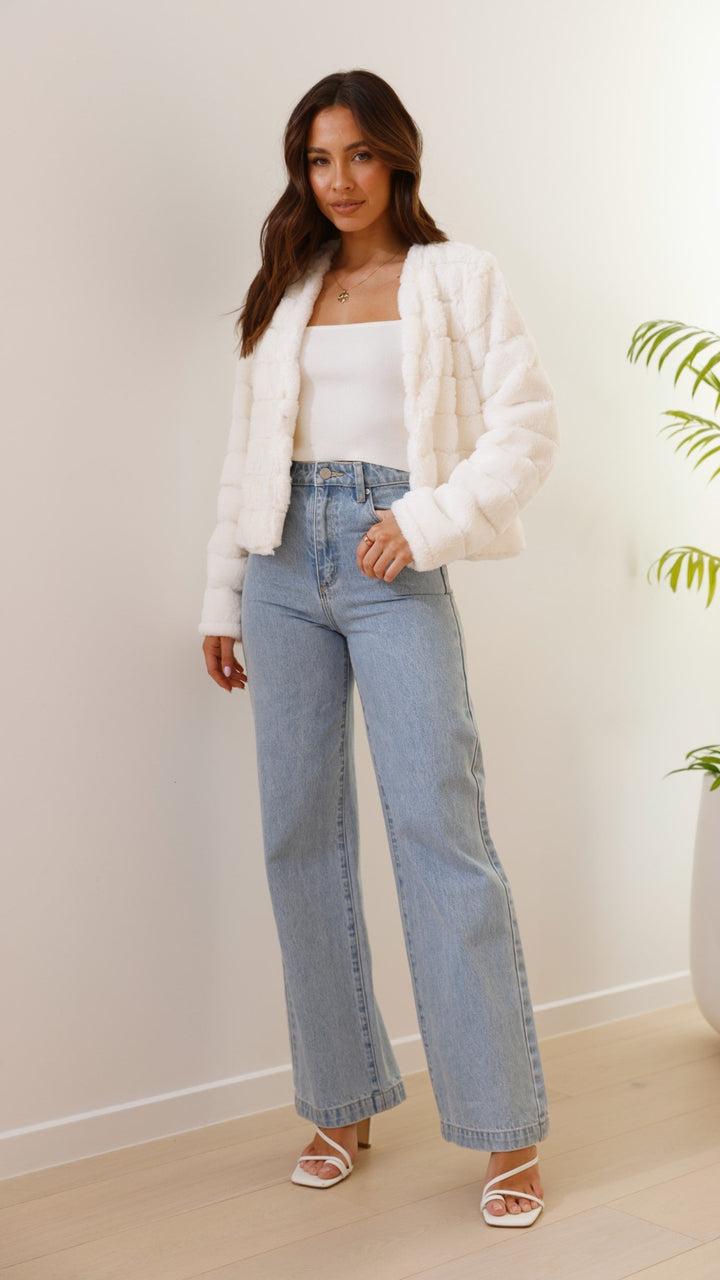 Luxurious Women's Cropped Jacket – Veloura