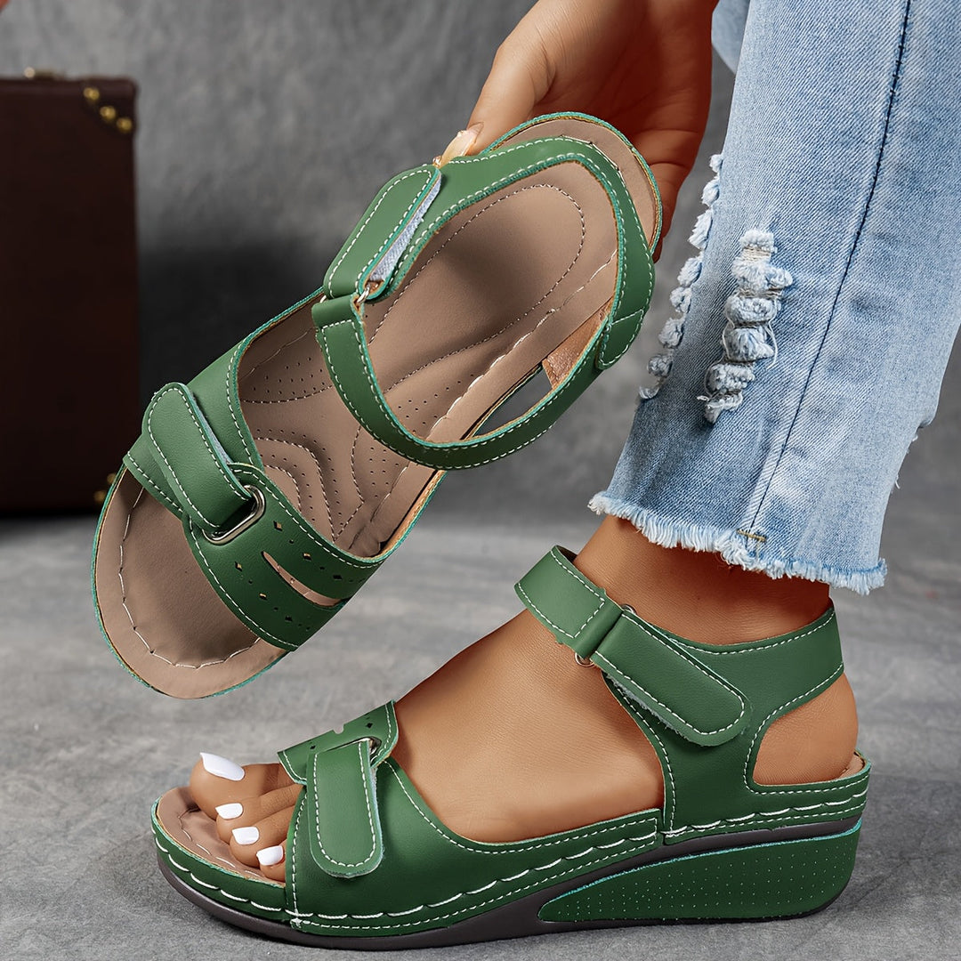 Comfortable orthopedic sandals