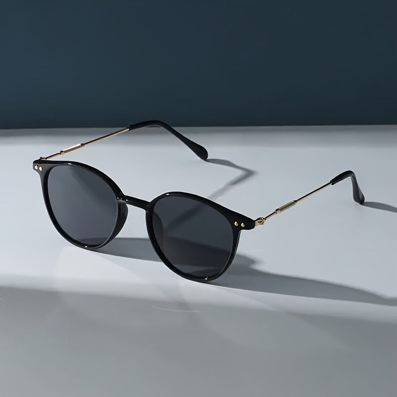 Elegant Sunglasses for Women – Combination of Metal and Plastic for Sunny Days