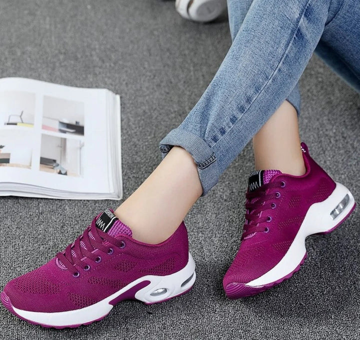 Adjustable Women’s Comfort Sneakers