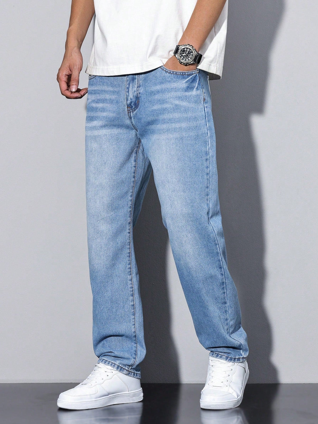 Baggy Jeans - Wide-Cut Denim Pants in a Used Look