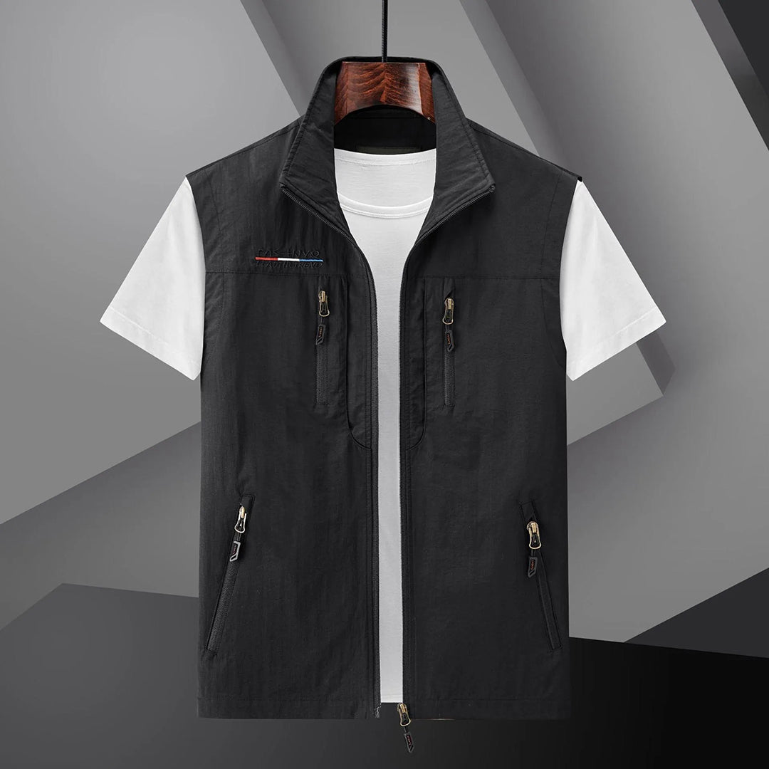 Multi-Pocket Utility Men’s Summer Travel Vest