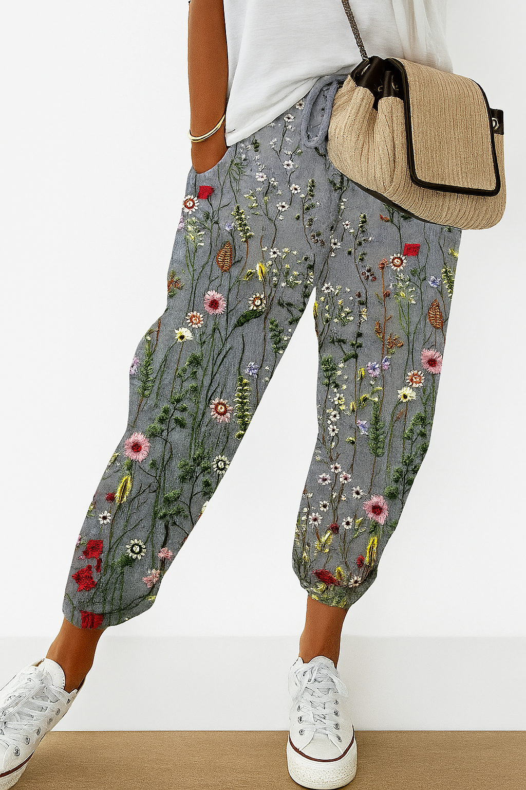 Women’s Loose Fitting Printed Trousers