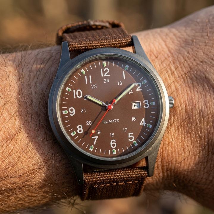 Military Watch with Nylon Strap – Water-Resistant, Shockproof, with Luminous Hands