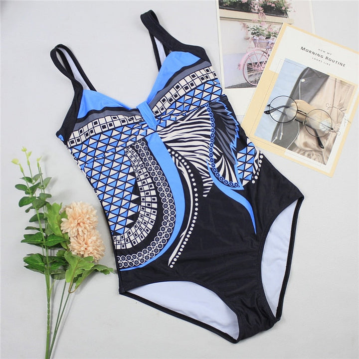 Elegant Shaping Swimsuit for Women – Flattering Fit & Timeless Style