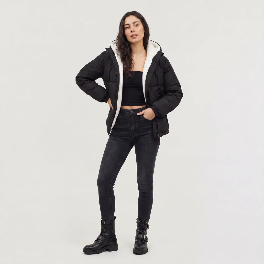 Women's Winter Coat with Hood and Fleece Lining