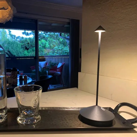 Wireless LED Lamp | Dimmable Battery-Powered Touch Lamp