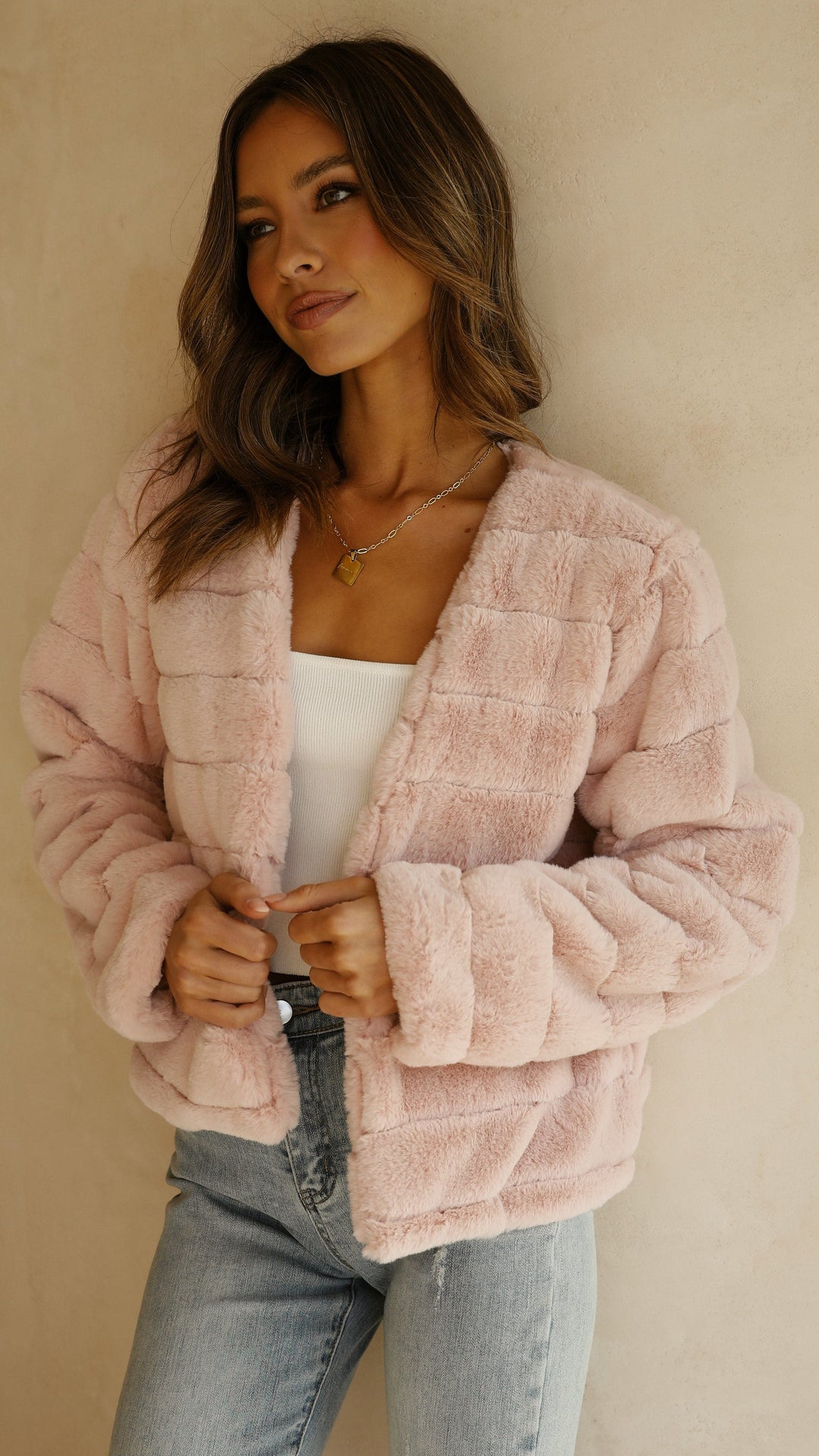 Luxurious Women's Cropped Jacket – Veloura