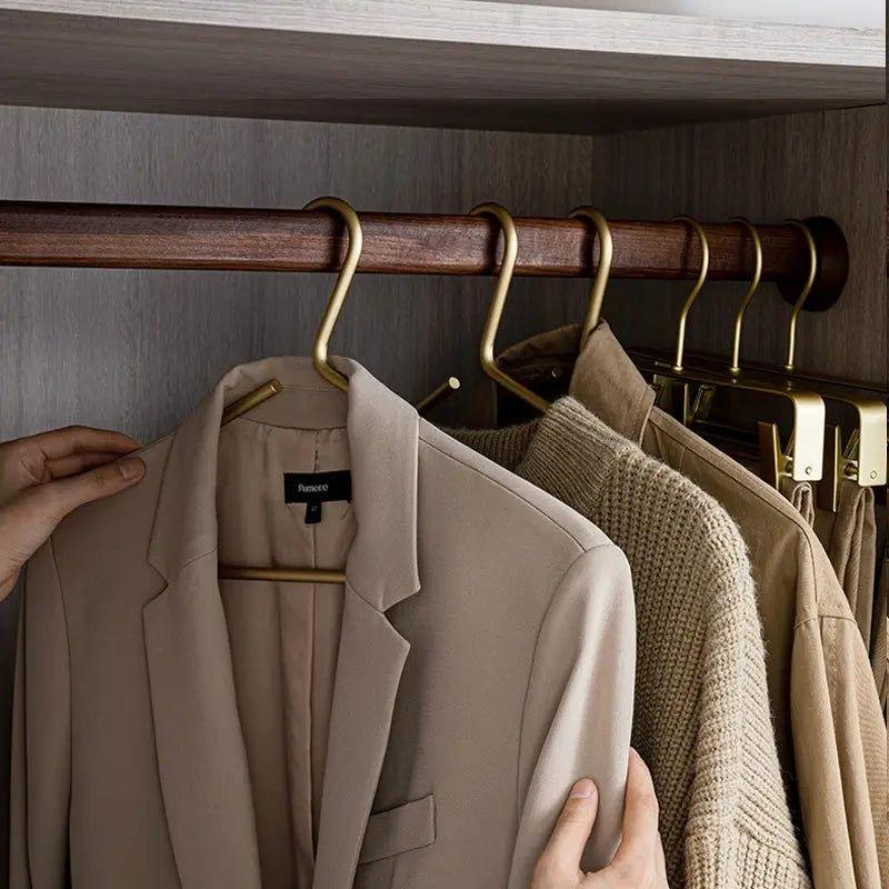 Luxe Non-Slip Clothes Hangers – Closura