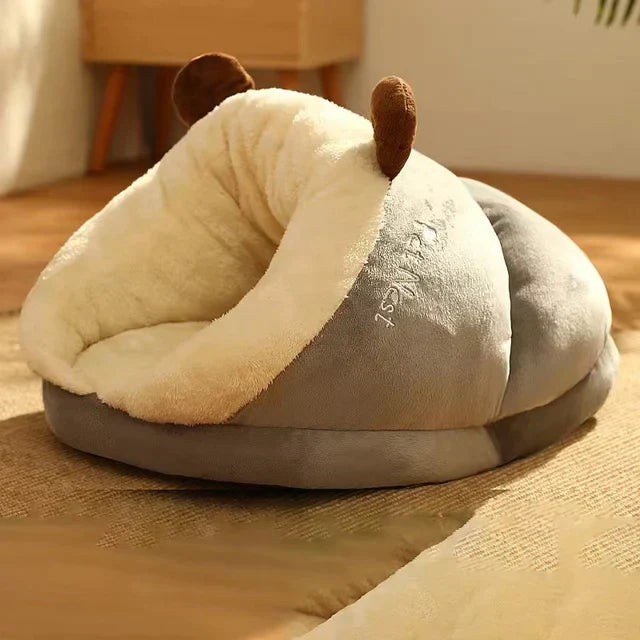 Soft Cuddly Bed for Cats and Dogs - SnugglePaw