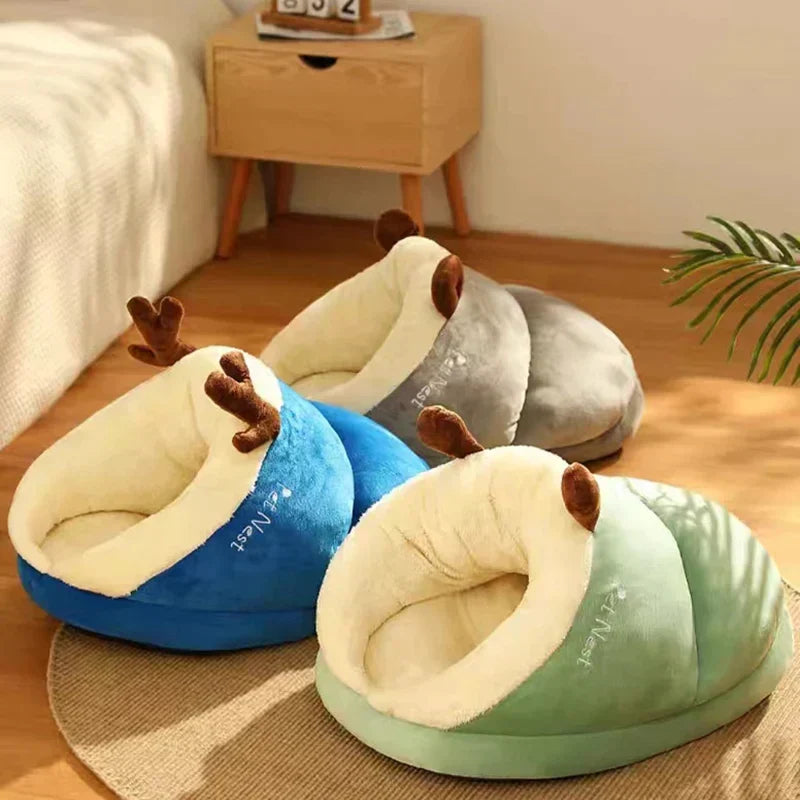 Soft Cuddly Bed for Cats and Dogs - SnugglePaw