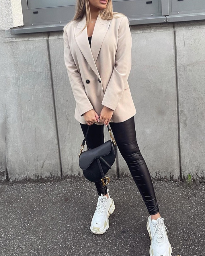 Elegant Double-Breasted Blazer for Women