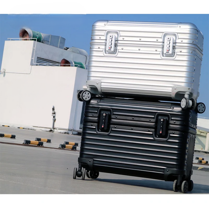 Aluminum-Magnesium Polycarbonate Case – Monaco