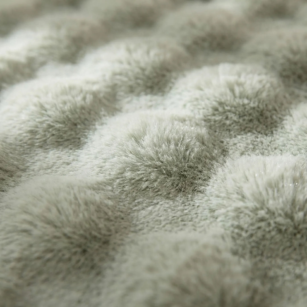 Soft Textured Rug – Furrayne