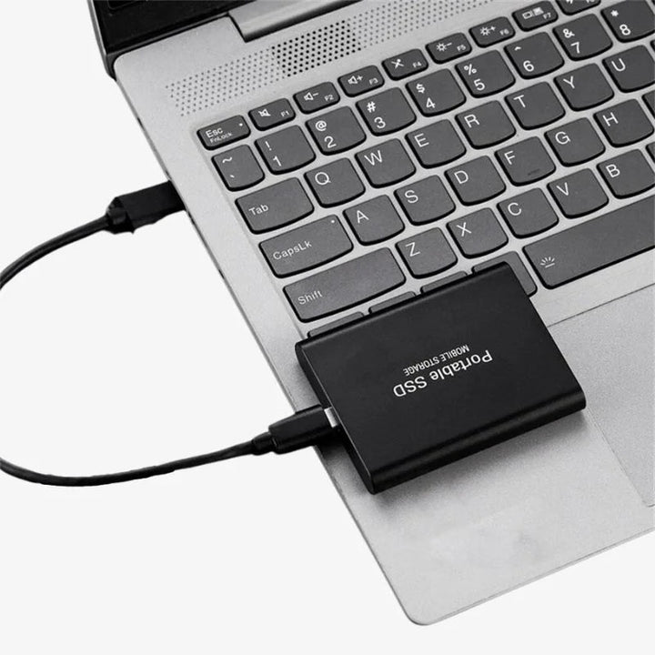 UltraDrive external SSD with universal USB-C connection