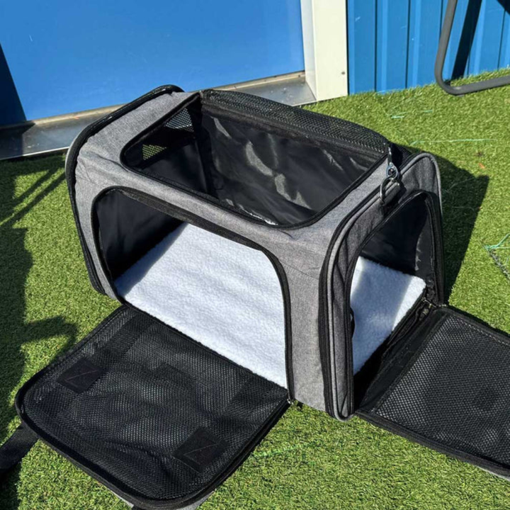 Pet Carrier 50×32×32 cm