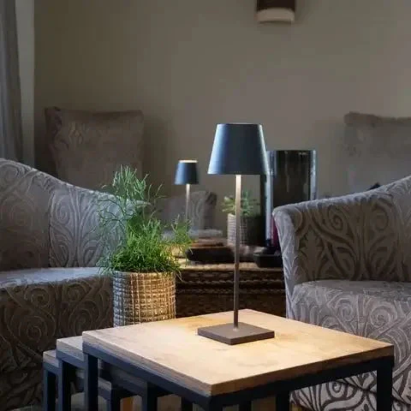 Touch-Sensitive LED Table Lamp - LumiFlex