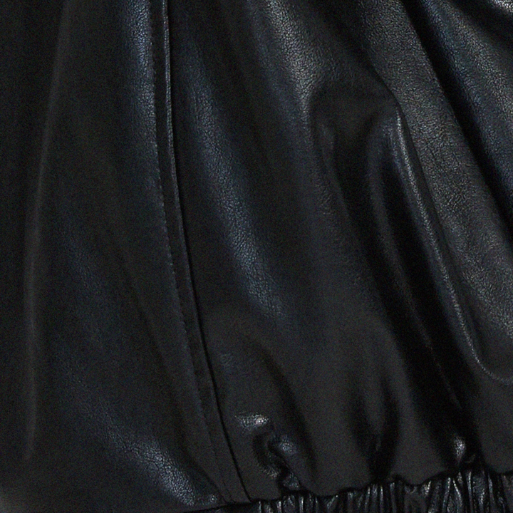 Women’s Loose Jacket – Relaxed Layering with Edge