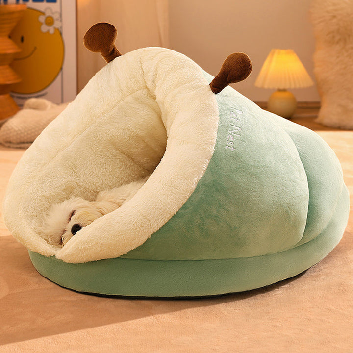 Soft Cuddly Bed for Cats and Dogs - SnugglePaw