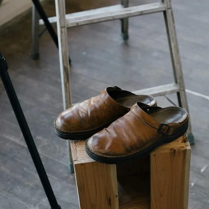 Comfortable & Stylish Men's Clogs with Treaded Sole – Lennart