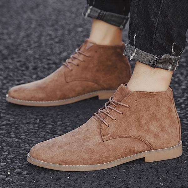 UrbanStride Classic | Stylish Men's Mid-Top Lace-Up Shoes