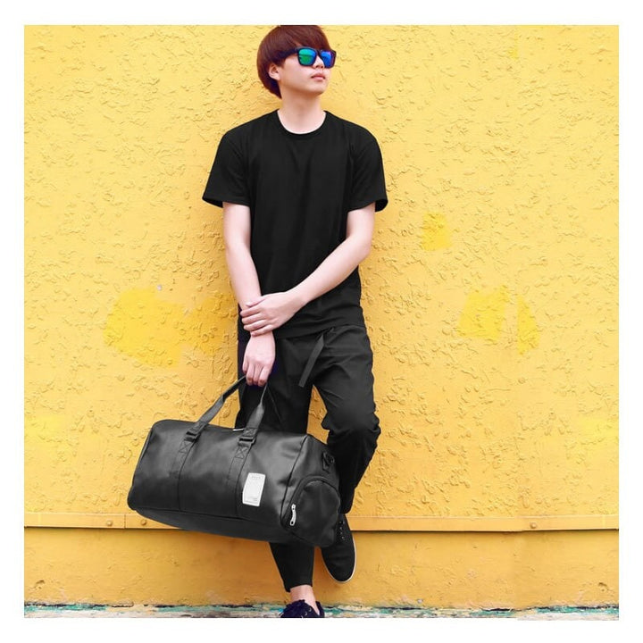 Duffel Bag Carry on Gym Duffle with Shoulder Strap and Zippered Pockets Backpack