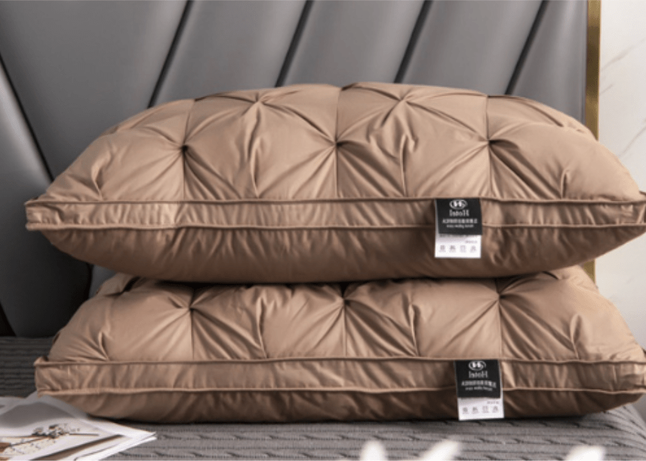 Goose Feather Pillow for a Luxurious Sleep - Aurélie