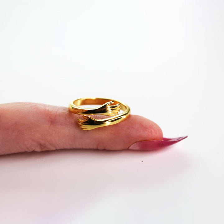 Hug Ring – Embrace