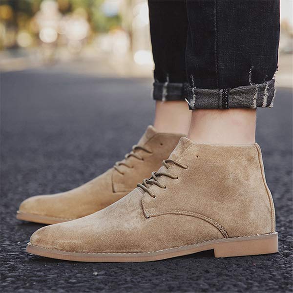 UrbanStride Classic | Stylish Men's Mid-Top Lace-Up Shoes