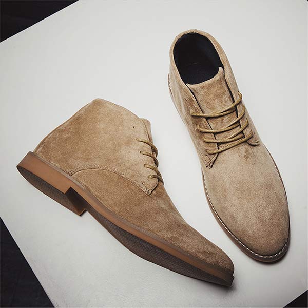 UrbanStride Classic | Stylish Men's Mid-Top Lace-Up Shoes