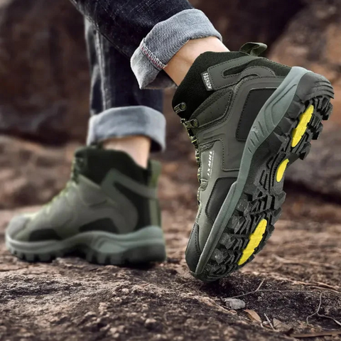 Waterproof Hiking Shoes (Unisex)