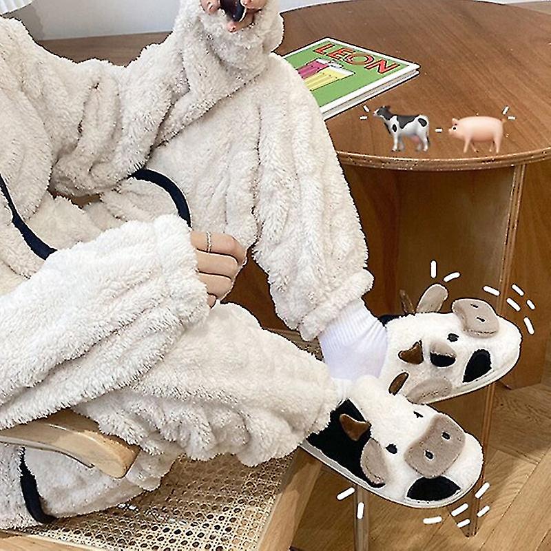 Summer 2026 Women's Cow Slippers