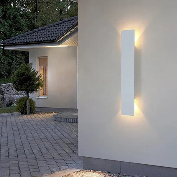 Modern Outdoor Lamp – Up/Down LED Wall Light, Waterproof, Vertical Design