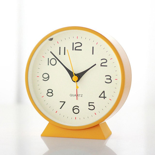 Retro Analog Alarm Clock with Non-Ticking Quartz Movement and Backlight for Bedroom or Desk