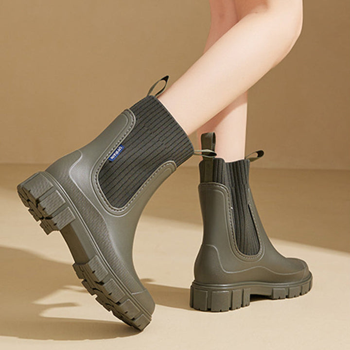 Women's Waterproof Wellies with Thick Treaded Sole – Arvella