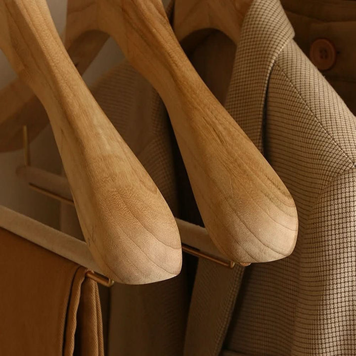 Wooden Hangers with Shoulders and Bar for Suits and Coats