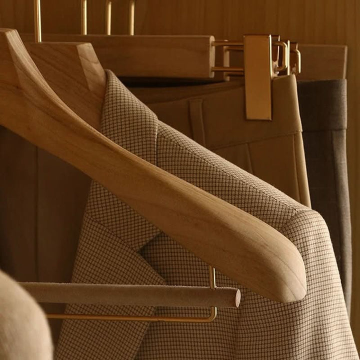 Wooden Hangers with Shoulders and Bar for Suits and Coats